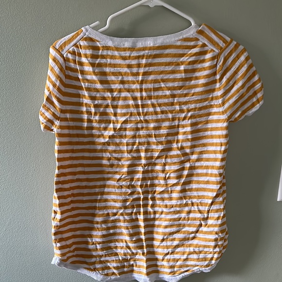 Short sleeve knit top - Picture 2 of 3